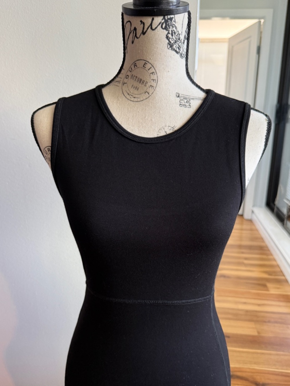 Aritzia dress “Veritas” Black Stretch dress BNWT